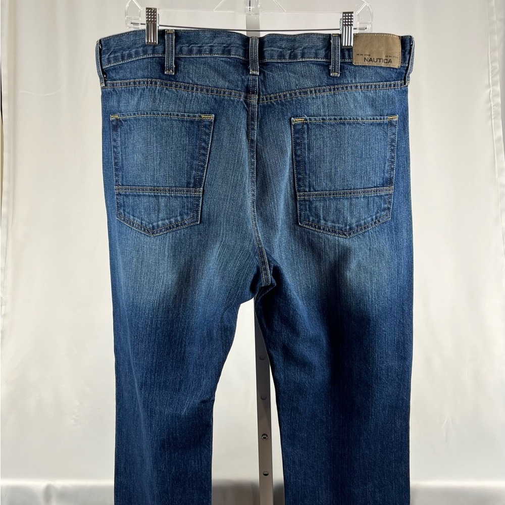 Men’s Nautica Relaxed Fit Stretch Denim Medium Blue Wash 38” x 32” RN# 67835